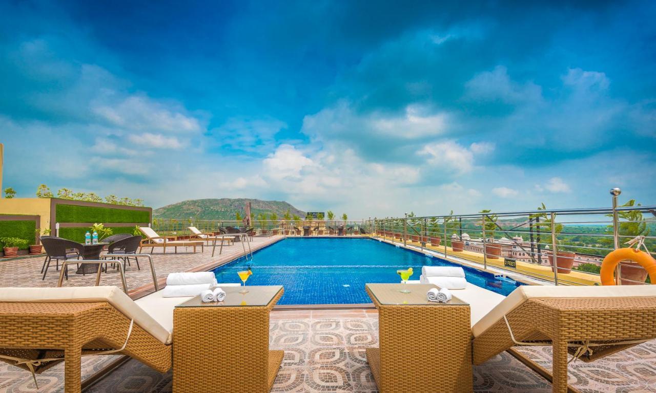 Clarion Inn Jaipur Kukas Екстер'єр фото