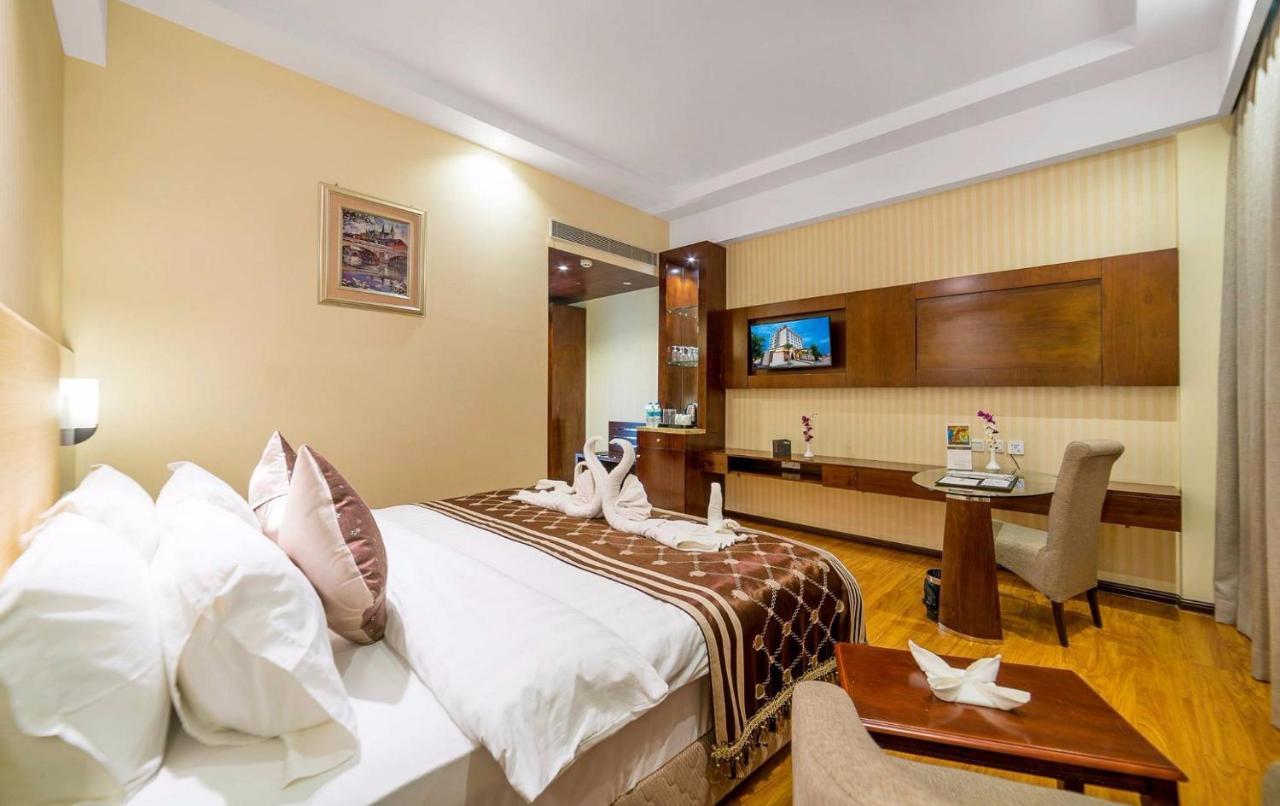 Clarion Inn Jaipur Kukas Екстер'єр фото