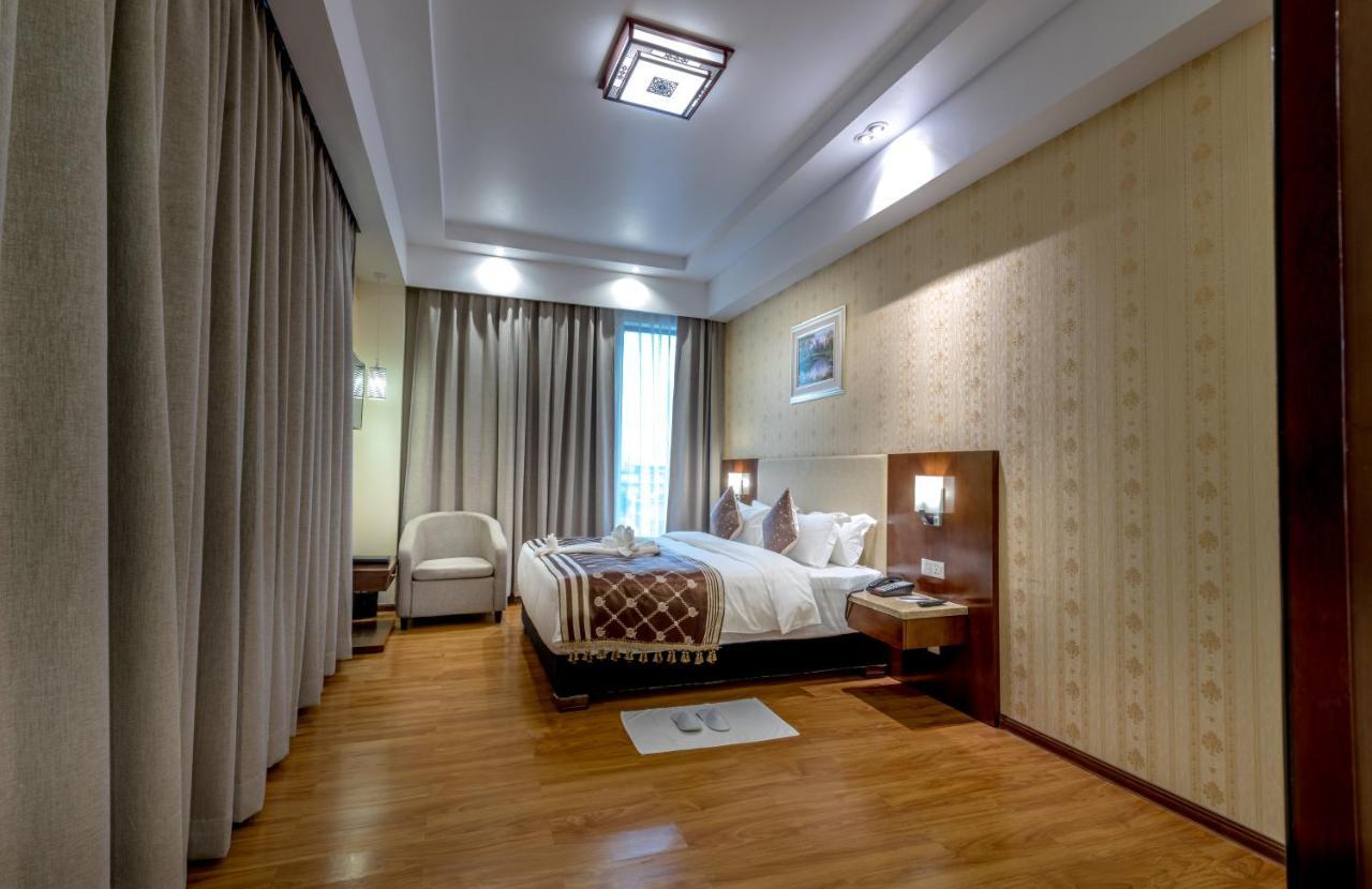 Clarion Inn Jaipur Kukas Екстер'єр фото