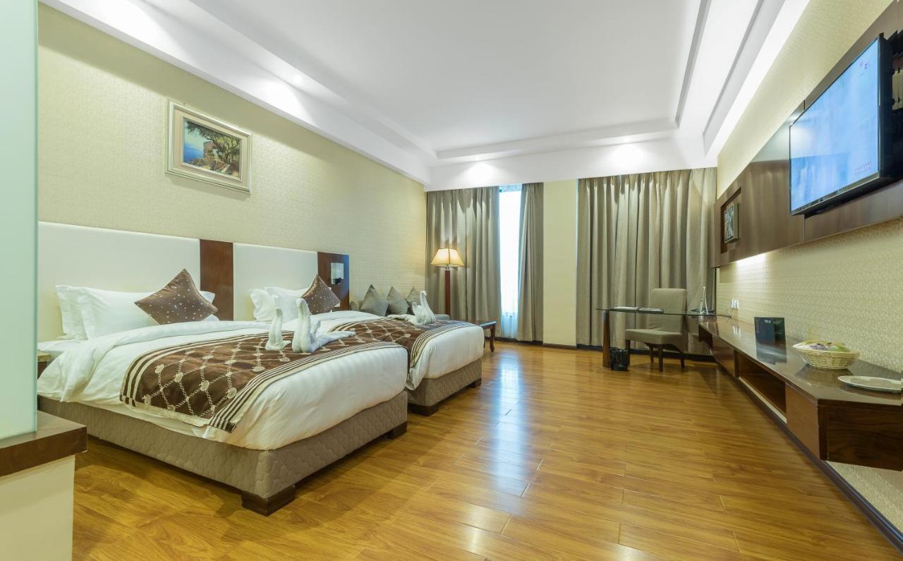 Clarion Inn Jaipur Kukas Екстер'єр фото