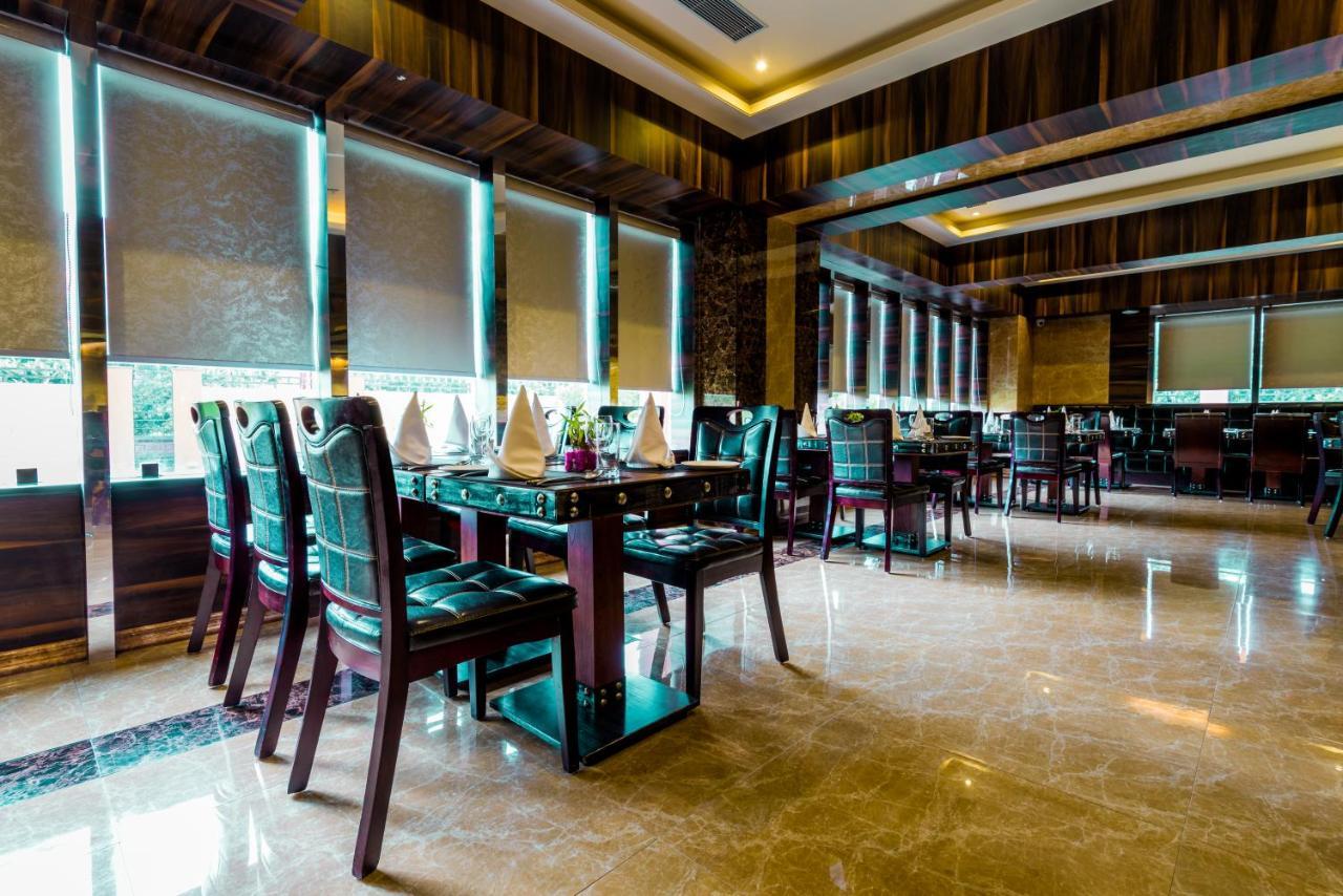 Clarion Inn Jaipur Kukas Екстер'єр фото