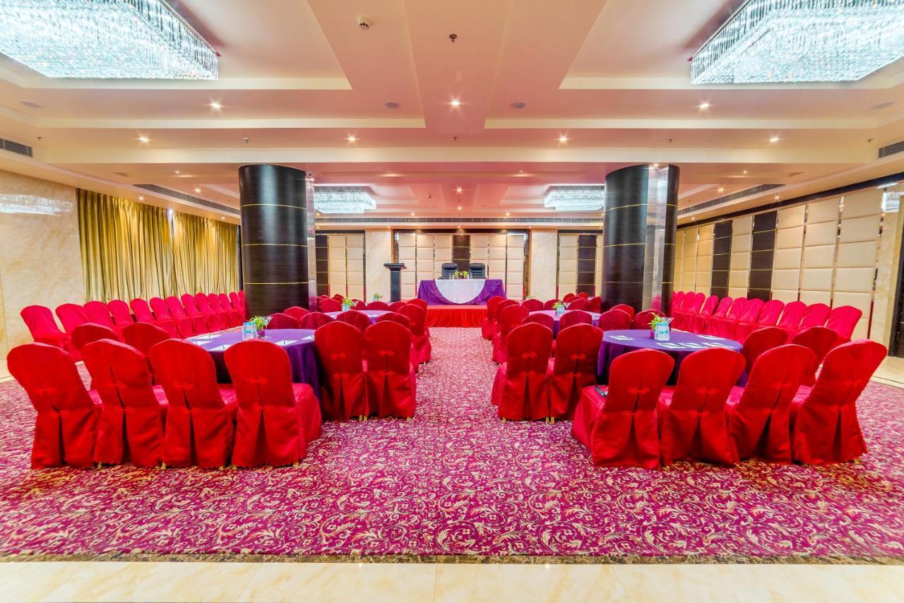 Clarion Inn Jaipur Kukas Екстер'єр фото