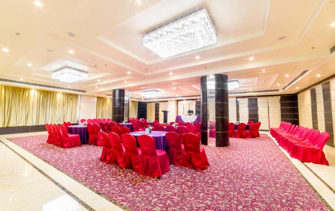 Clarion Inn Jaipur Kukas Екстер'єр фото